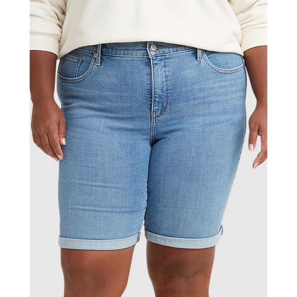Levi's NEW Classic Bermuda Blue Jeans Shorts Hypersoft Mid-Rise Womens Size 24W - Picture 2 of 6